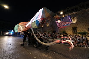 Del Tenorio a mecanos futuristas en un desfile de carrozas lleno de arte que abarrotó las calles de Guadalajara