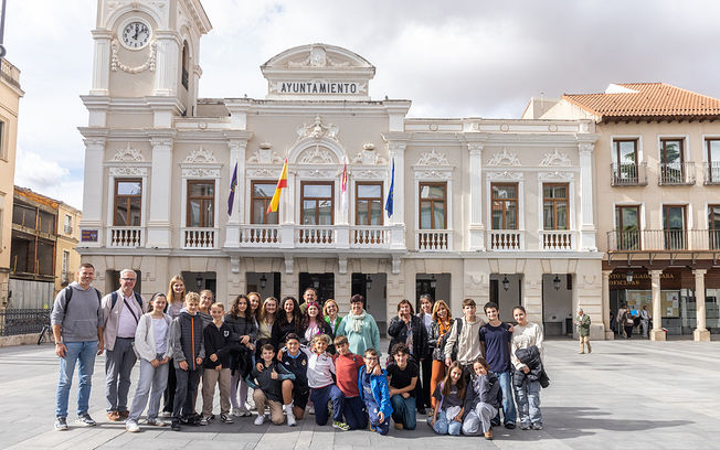 El Ayuntamiento de Guadalajara recibe a un grupo Erasmus+ del CEIP Ocejón