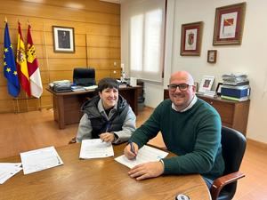 El Centro de Empresas y de Formación de Yunquera acoge a su primera emprendedora