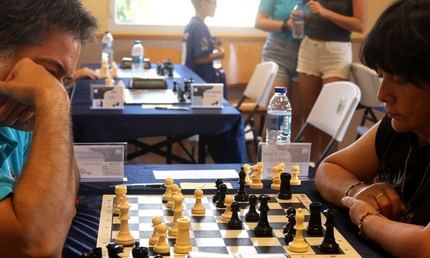 Éxito en el II Torneo de Ajedrez de Parejas Mixtas en Cabanillas del Campo