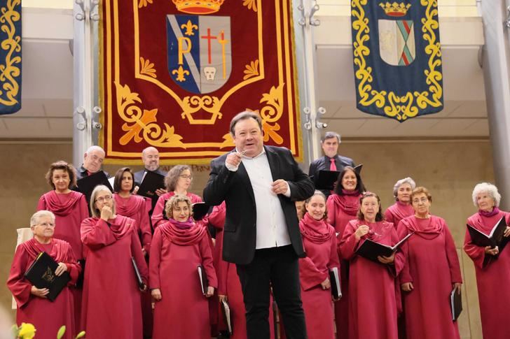 La Coral La Paz celebra 40 años con el regreso de su coro infantil en un emotivo concierto de Santa Cecilia