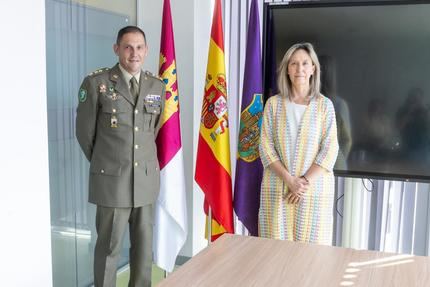 La alcaldesa de Guadalajara recibe al nuevo coronel jefe del Parque y Centro de Mantenimiento de Material de Ingenieros