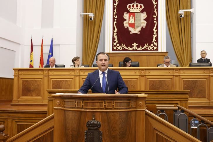 PSOE se niega a responder a más de un centenar de preguntas de VOX sobre los MENAS en Castilla-La Mancha