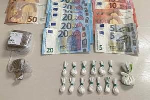 Detenido 'in fraganti' cuando realizaba un pase de droga en una calle de Guadalajara