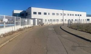 Renovación del acerado en calle Miró para facilitar acceso al nuevo Centro de Salud