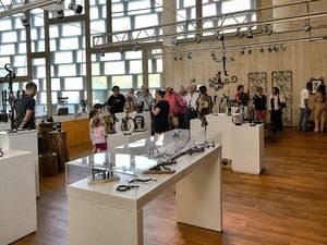 Más de 50 obras de forja se exhiben en el Teatro Buero Vallejo
