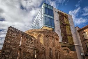 Exposición de fotografía sobre arquitectura en el Mercado de Abastos de Guadalajara