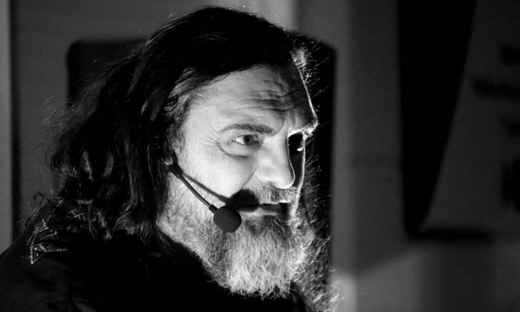 Pep Bruno cautiva al público con su picaresca en los Cuentos Golfos 2025