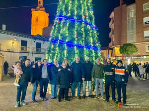 El encendido de luces da la bienvenida oficial a la Navidad en Yunquera