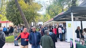 Feria del Libro de Guadalajara atrae a más de 20,000 visitantes y vende casi 4,000 libros