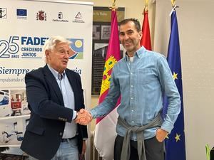 FADETA firma un convenio de patrocinio con el triatleta paralímpico de alto nivel Daniel Molina