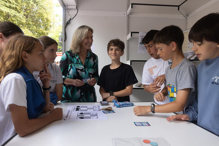 Cientos de escolares aprenden a explorar, descubrir y crear en la IV Feria de la Ciencia de Guadalajara