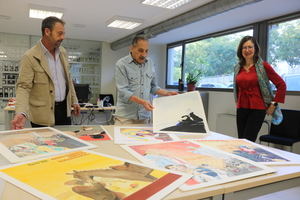 El Archivo Municipal de Guadalajara preservará 26 carteles de Fernando Benito para la memoria cultural de la ciudad