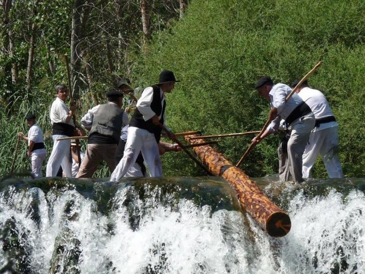 Peralejos de las Truchas acogerá la XXIX Fiesta Ganchera el 29 y 30 de agosto
