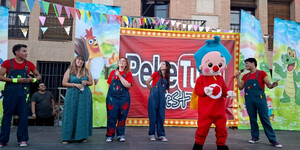 Éxito rotundo del espectáculo de Grupo Cosquillas y CantaJuego en El Casar