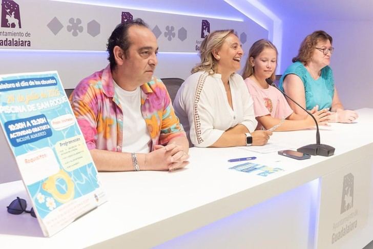 Guadalajara festejará el Día de los Abuelos con actividades en la piscina municipal