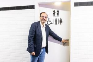 Guadalajara suma dos nuevos aseos adaptados para personas ostomizadas