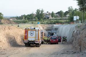 Rescatan a dos operarios atrapados en la mina de Hiendelaencina
