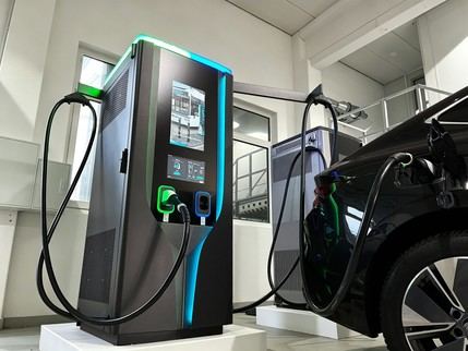 XCharge identifica cinco desafíos para electrificar flotas comerciales en España