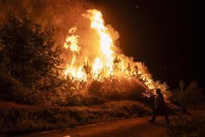 Castilla La Mancha logra extinguir en una jornada los ocho incendios declarados este lunes en la región, uno en Iriépal