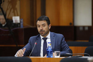 VOX CLM saca adelante una enmienda para proteger a los comerciantes y empresarios de Castilla-La Mancha