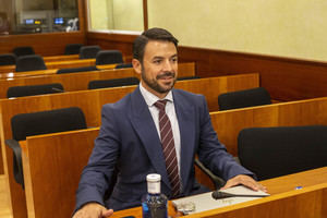 VOX impulsa una iniciativa conjunta para frenar el adoctrinamiento ideológico de Page en la Educación