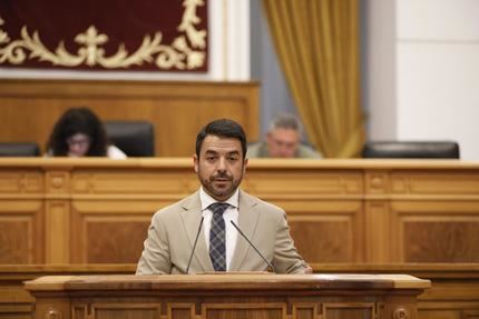 VOX exige a Page que aclare las conexiones de Castilla-La Mancha con la fortuna de José Bono y sus vínculos con Marruecos