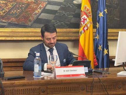 VOX denuncia el éxodo masivo de enfermeras: Castilla-La Mancha pierde cerca de 1.500 profesionales en un año