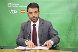 VOX denuncia que los presupuestos de Page hunden a Castilla-La Mancha en la pobreza