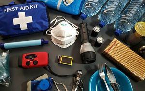 La UE recomienda tener un kit de emergencia en casa para resistir 72 horas sin ayuda