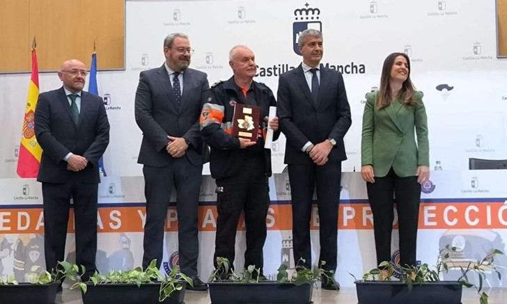 Cabanillas del Campo recibe reconocimiento por su labor en Protección Civil