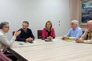 Alcaldesa de Guadalajara se reúne con la Agrupación Fotográfica para impulsar colaboraciones