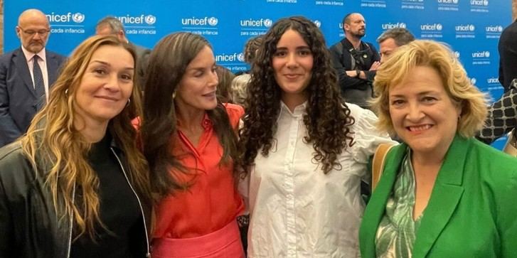 Mariam de Alovera galardonada por la reina con premio UNICEF