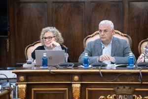 Diputación destina 470.000 € para apoyar a ganaderos ante ataques de lobos en la Sierra Norte