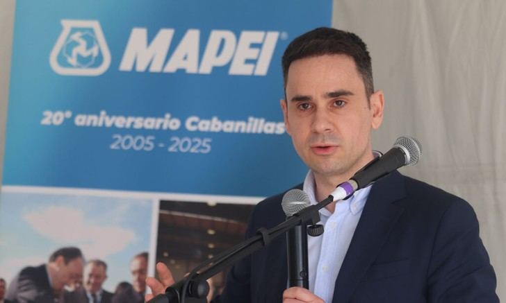 Mapei conmemora dos décadas de operaciones en Cabanillas del Campo