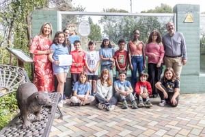 La nutria del Zoo Municipal de Guadalajara se llama Otto, elegido por niños del Consejo de la Infancia