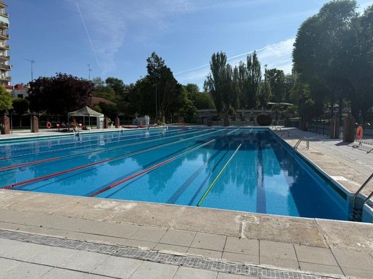 La piscina de verano de San Roque inicia su temporada este domingo 8 de junio