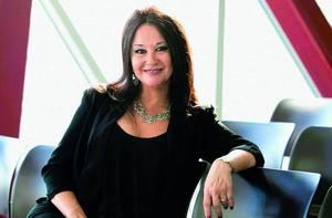 La poeta zaragozana Magdalena Lasala gana el Premio José Antonio Ochaíta 2024