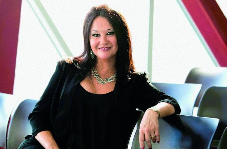 La poeta zaragozana Magdalena Lasala gana el Premio José Antonio Ochaíta 2024