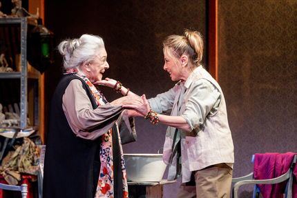 Lola Herrera sube el telón del teatro de Valdepeñas con 