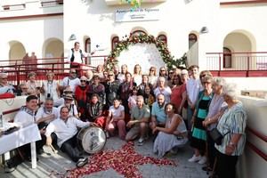 Sigüenza celebra con éxito los Arcos de San Juan, destacando la participación del Centro de Mayores La Estrella