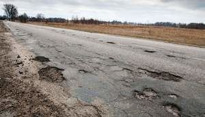 VOX alerta del riesgo en las carreteras por el abandono de la red autonómica por parte de la Junta de Page