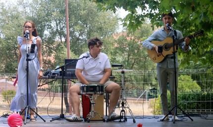 Diversión acuática y flamenco en las fiestas de Cabanillas