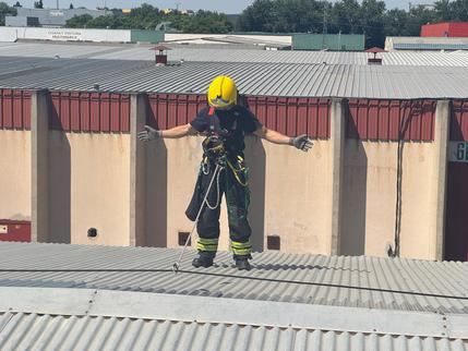 Los bomberos de Guadalajara realizan una jornada de entrenamiento especializado en la Red de Calor de Rebi