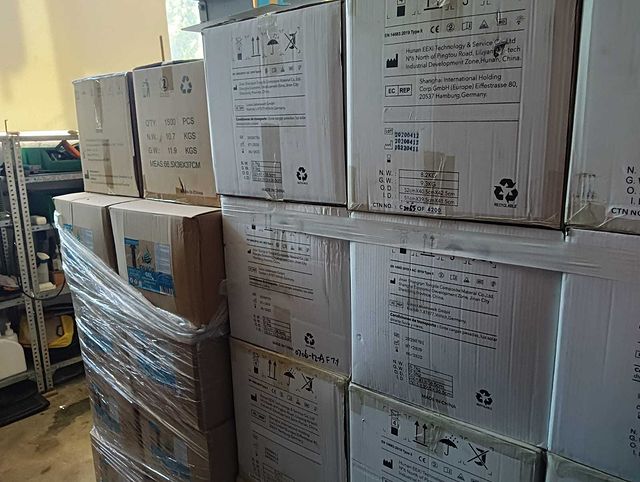 Vox denuncia que la Diputación Provincial de Albacete esconde alrededor de 325.000 unidades de mascarillas en las dependencias del parque móvil del Polígono Campollano