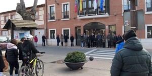 Alovera rinde homenaje a las víctimas de la tragedia ferroviaria