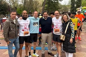 Más de 700 personas participan en la IX Carrera Solidaria Mizu a favor de APANAG en Guadalajara