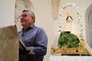 Nacho Redondo abre las fiestas de Tamajón con un emotivo pregón marcado por la memoria del incendio