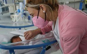 Los nacimientos han experimentado entre enero y septiembre de 2025 en Castilla-La Mancha un aumento del 2,18% respecto al mismo periodo del año anterior, hasta los 10.832 alumbramientos.