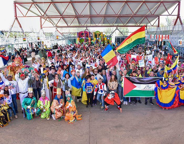 Marchamalo celebra su Fiesta Intercultural con 14 naciones y un llamado a la paz